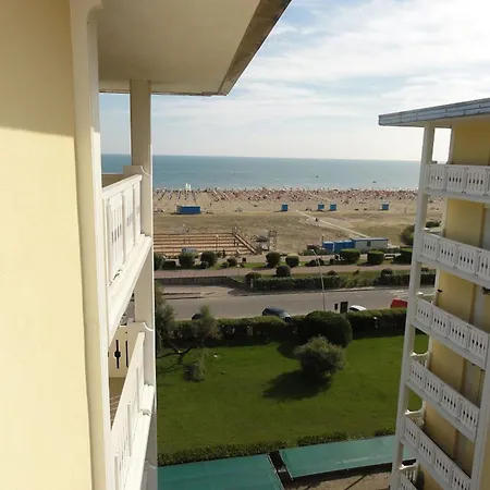 With Side Sea View